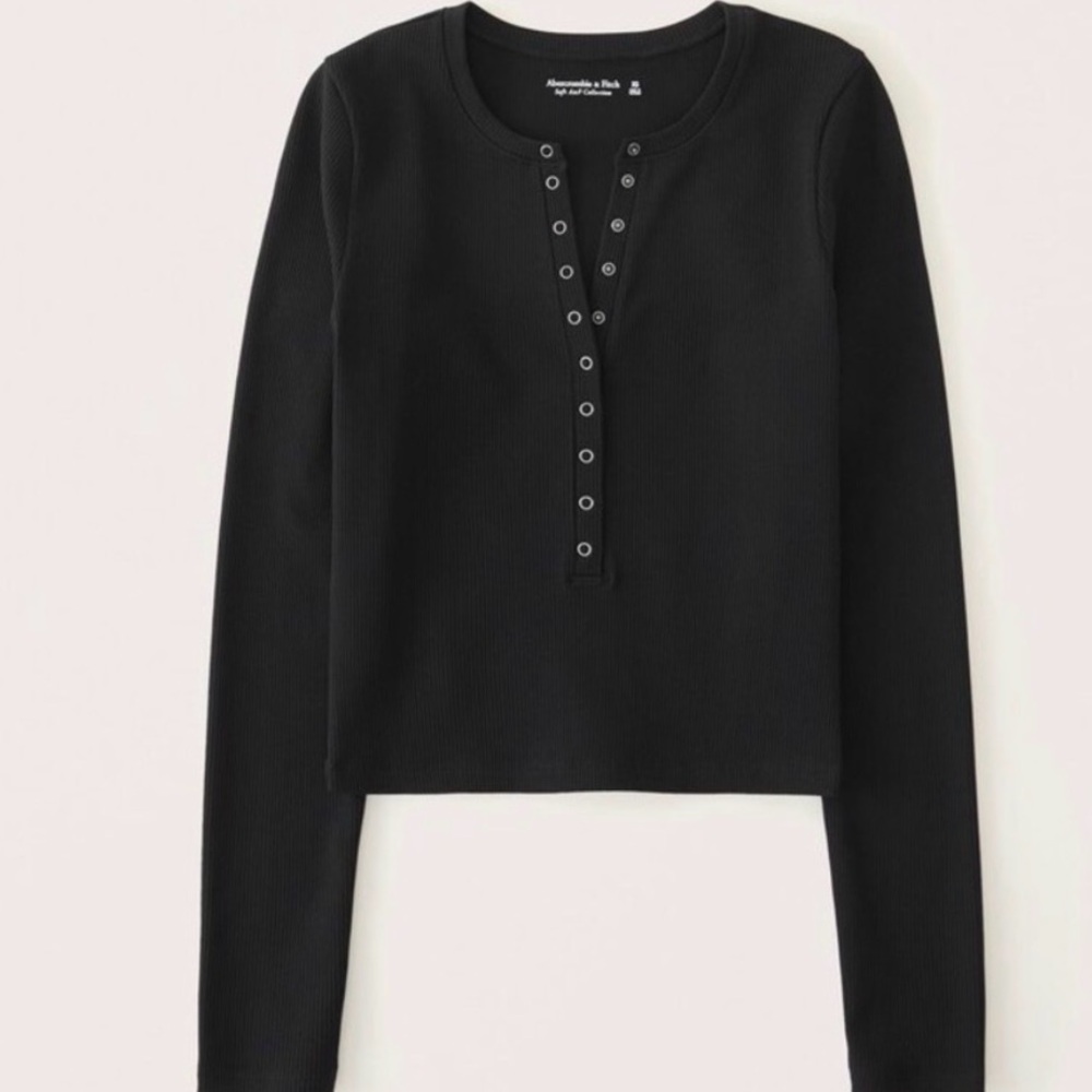 Abercrombie & Fitch Black Long-Sleeve Henley Ribbed Top